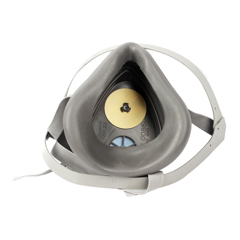 3M3200自吸過(guò)濾式防毒面具半面罩圖片2 3M3200自吸過(guò)濾式防毒面具半面罩圖片2