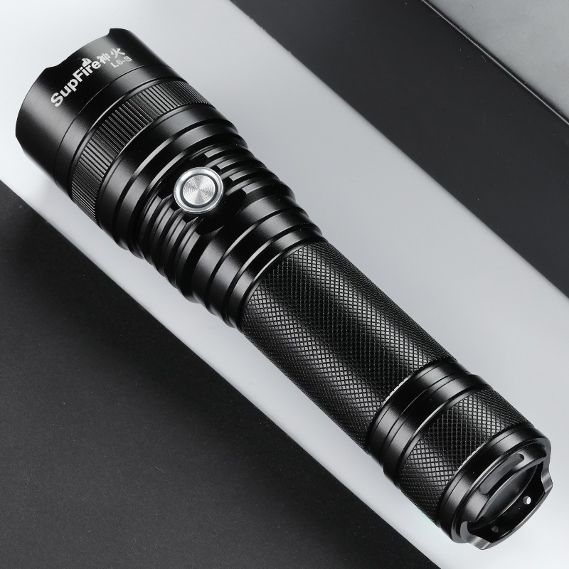 神火L6-S強光探照多功能充電手電筒圖片2 神火L6-S強光探照多功能充電手電筒圖片2