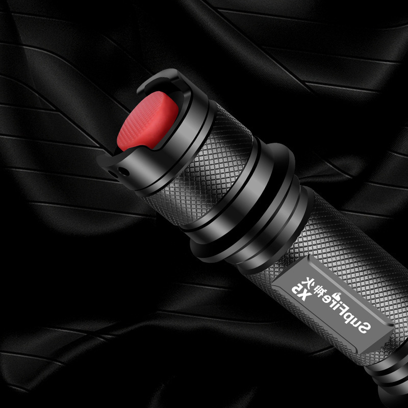 神火X5騎行防身防水強光手電筒圖片1 神火X5騎行防身防水強光手電筒圖片1