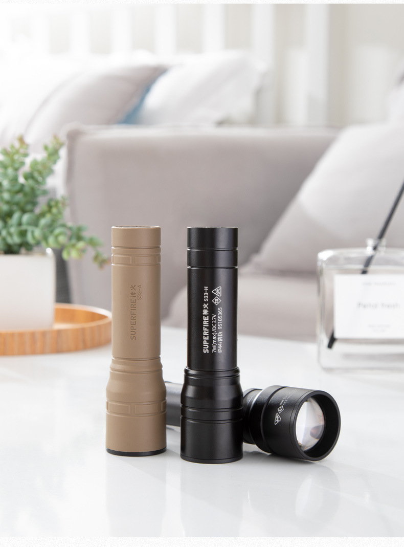 神火S33-C手持便攜強光手電筒圖片2 神火S33-C手持便攜強光手電筒圖片2