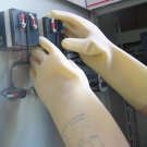 羿科60601005乳膠絕緣手套