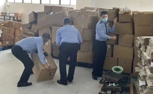 廣東汕頭查獲五處防毒面具制假窩點(diǎn)