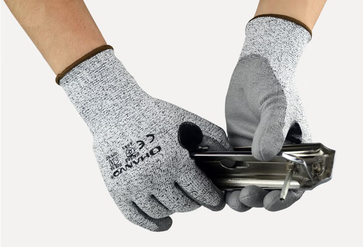 恒輝QPE352虎口加強(qiáng)PU涂層5級防割手套圖片11