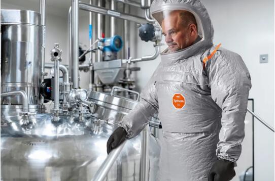 杜邦防護服新品上市:杜邦Tychem6000 AL通風(fēng)防護服圖片