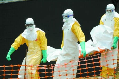 醫用人員戴醫用口罩加強對埃博拉病毒防護